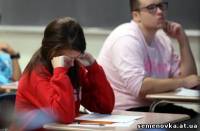 Картинка к материалу: «19 % випускників провалили іспит з української мови»